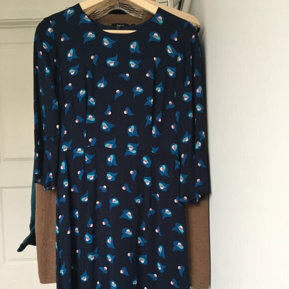 Geo Tea Dress – Navy/Blue Floral